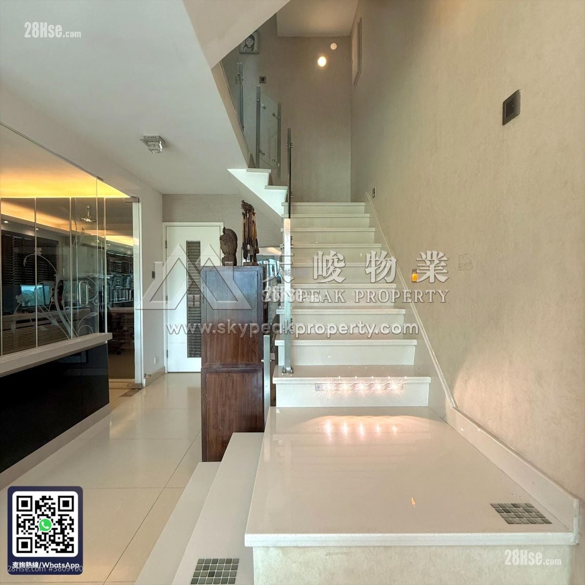 Sai Sha Road Village Sell 5+ Bedrooms , 3 Bathrooms 2,100 ft²