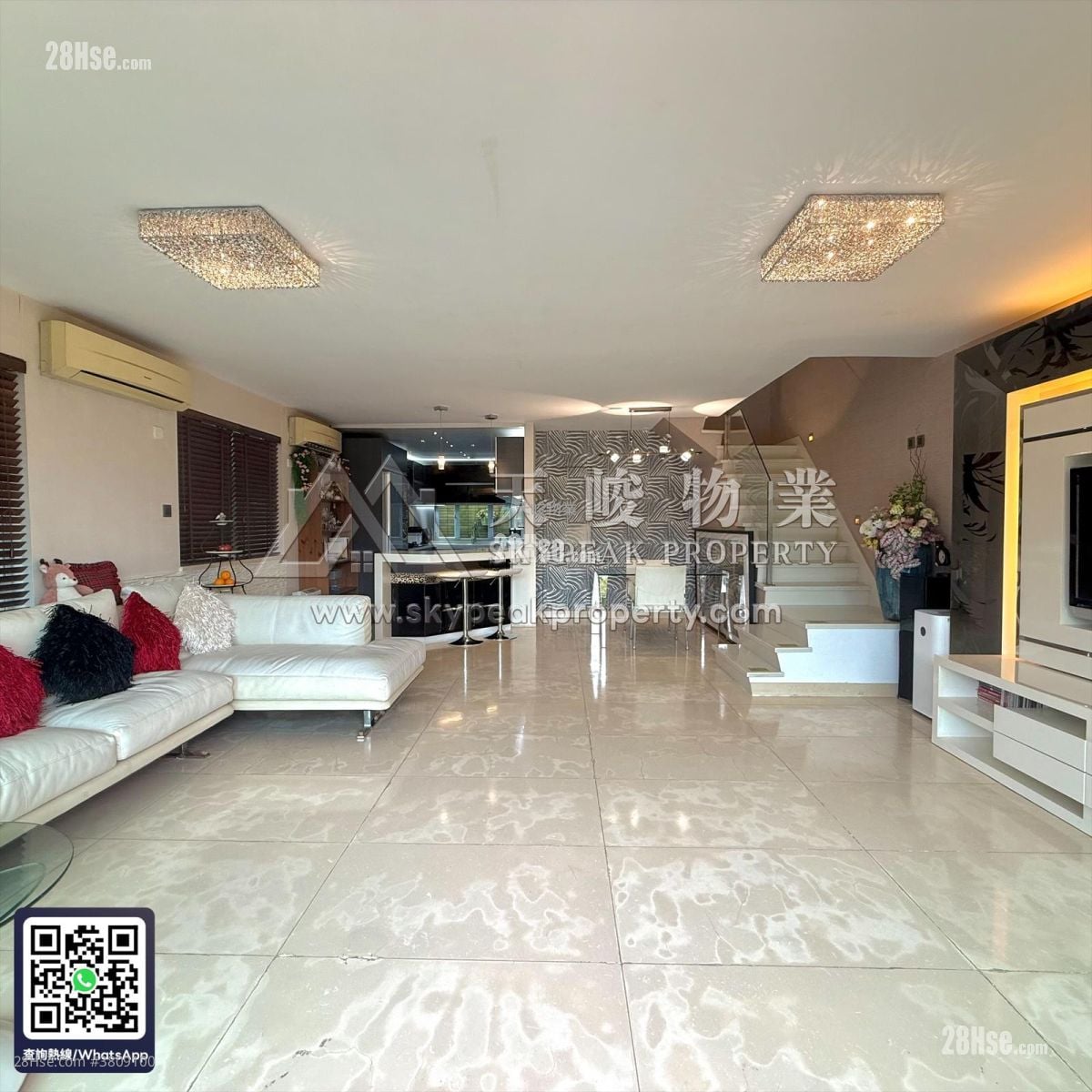 Sai Sha Road Village Sell 5+ Bedrooms , 3 Bathrooms 2,100 ft²