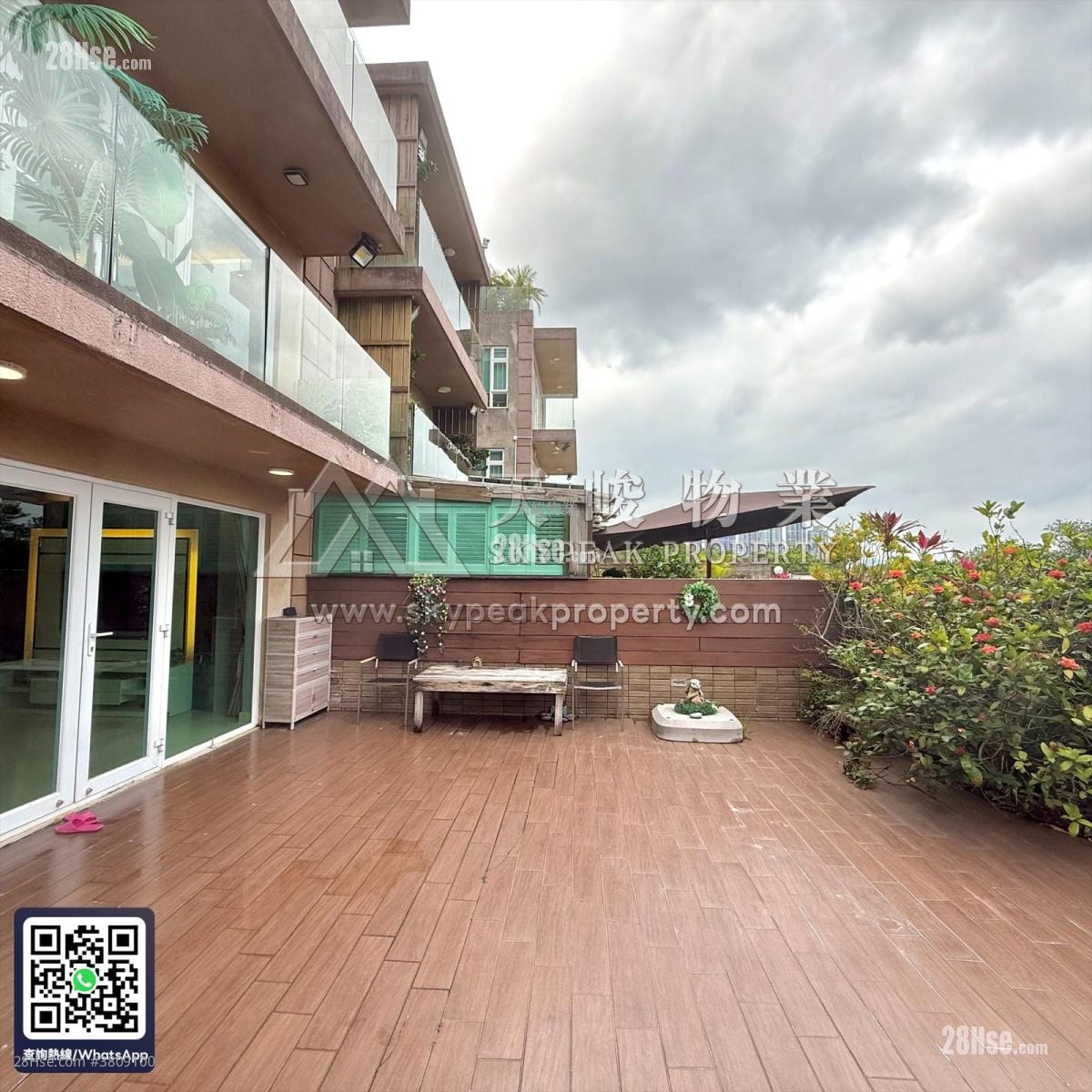 Sai Sha Road Village Sell 5+ Bedrooms , 3 Bathrooms 2,100 ft²