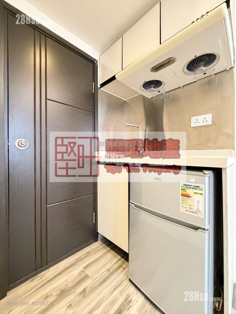 唐楼 租盘 1 房 , 1 浴室 180 平方尺