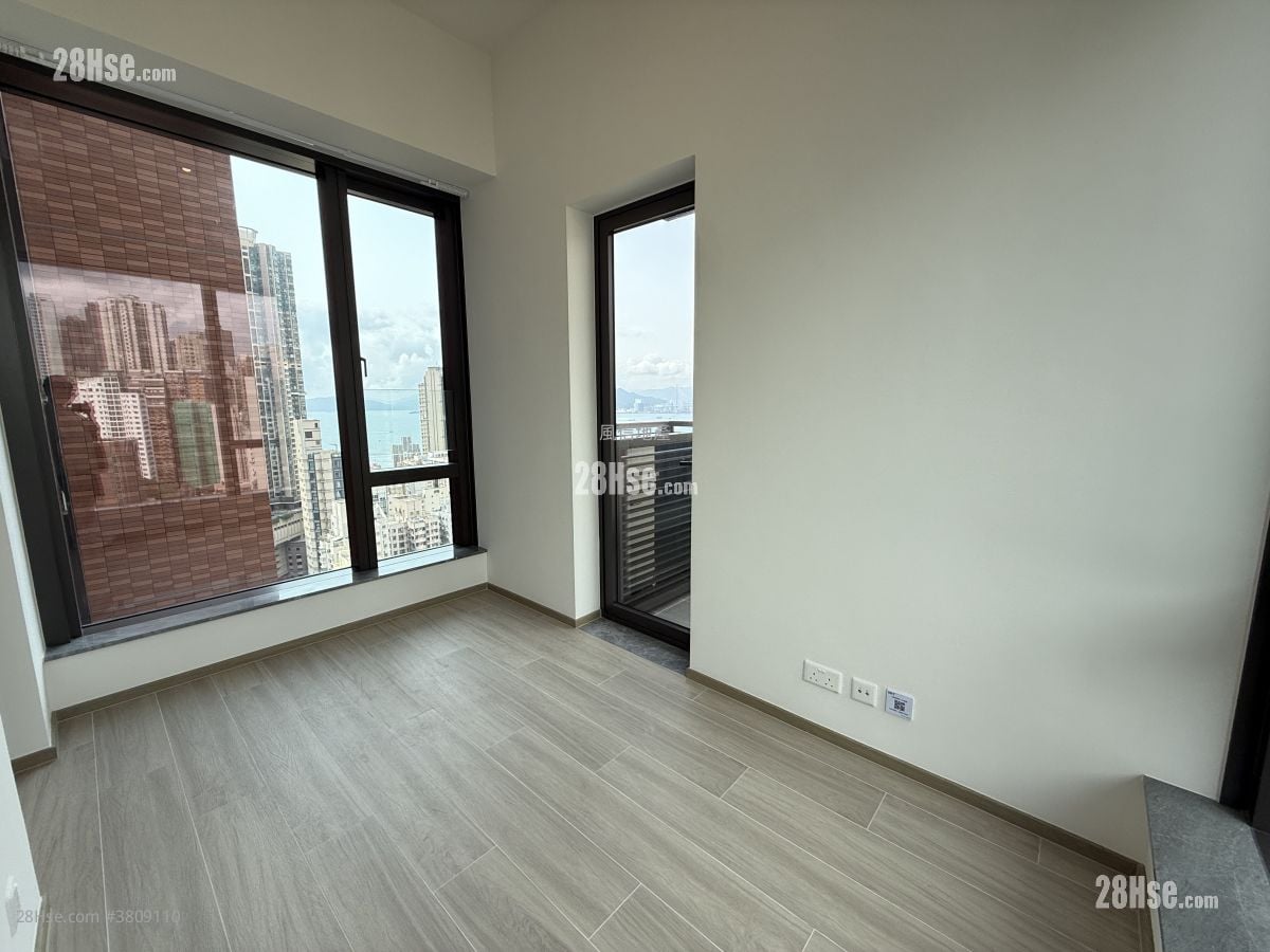 The Hilltop Rental 2 Bedrooms , 1 Bathroom 475 ft²