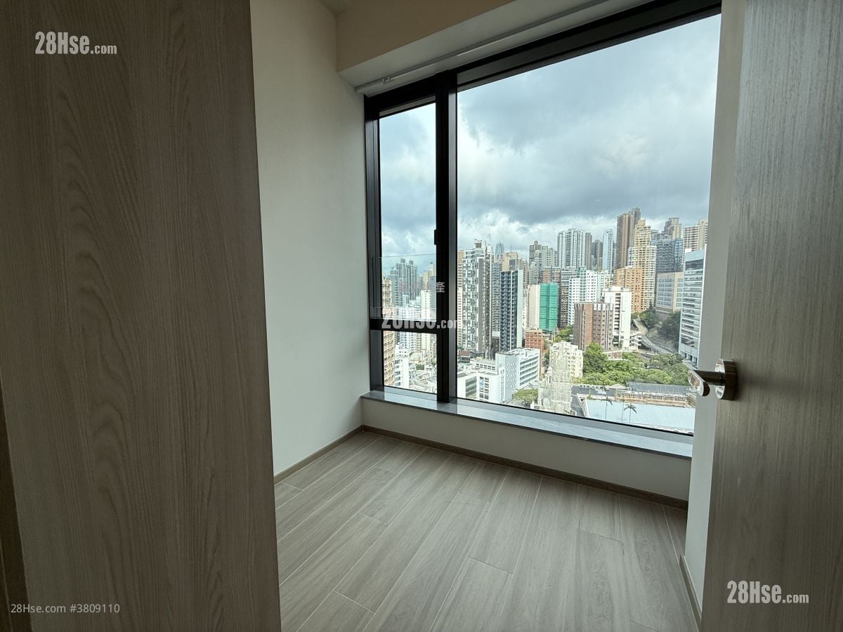 The Hilltop Rental 2 Bedrooms , 1 Bathroom 475 ft²