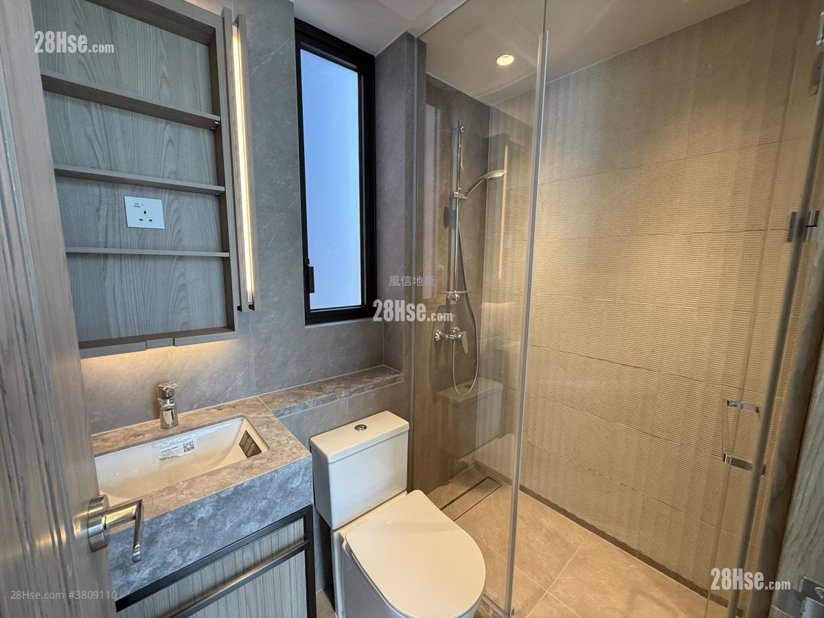 The Hilltop Rental 2 Bedrooms , 1 Bathroom 475 ft²