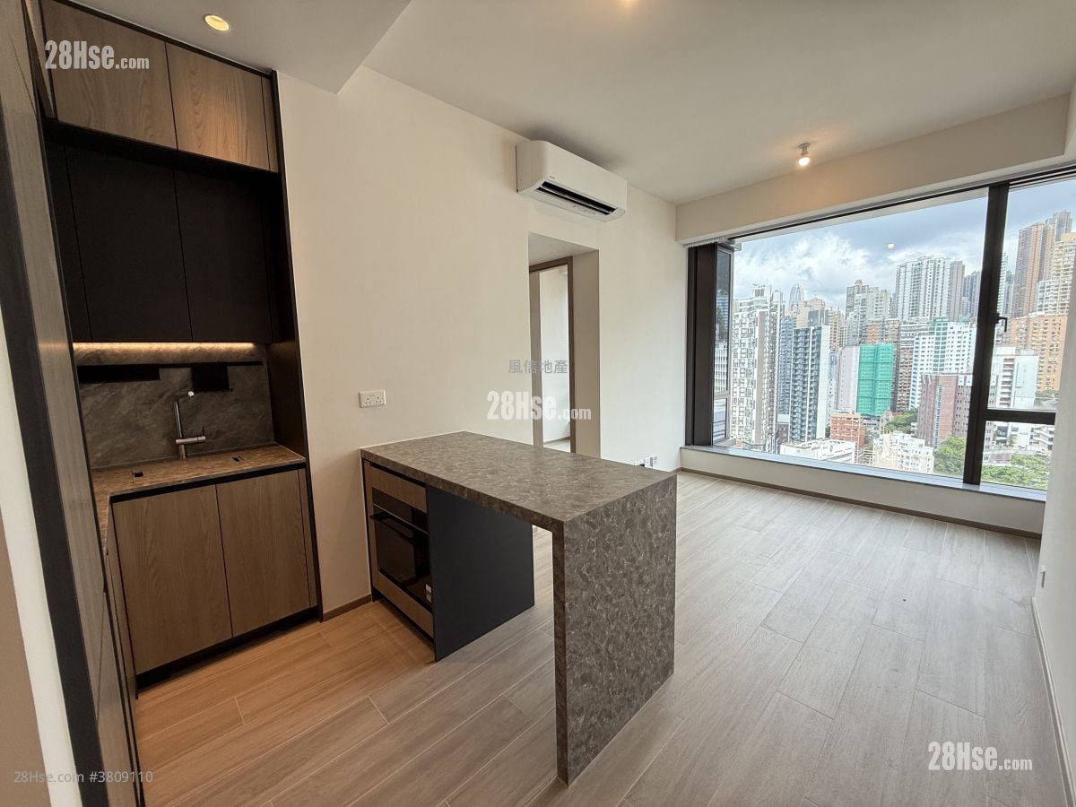 The Hilltop Rental 2 Bedrooms , 1 Bathroom 475 ft²