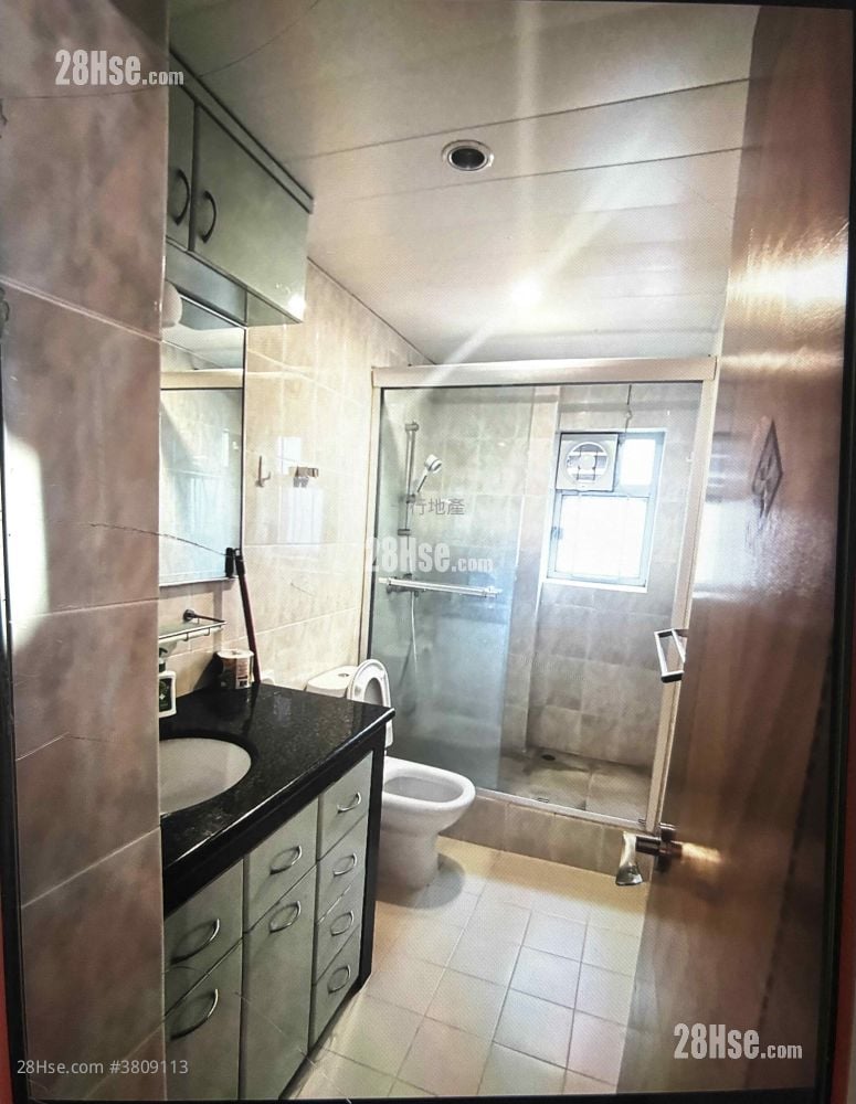 蟾宮大廈 租盤 3 房 , 2 浴室 763 平方呎