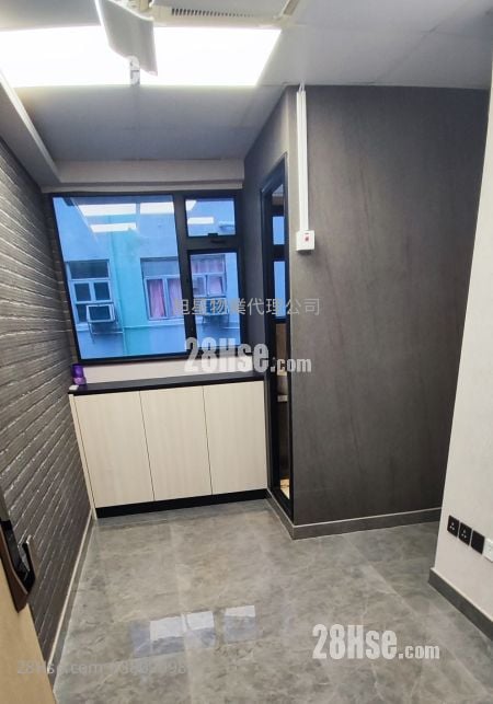 连顺工业大厦 租盘