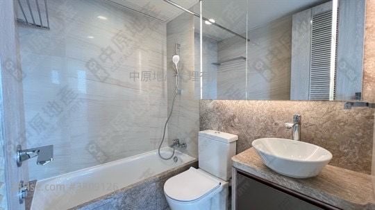 Sea To Sky 租盘 735 平方尺