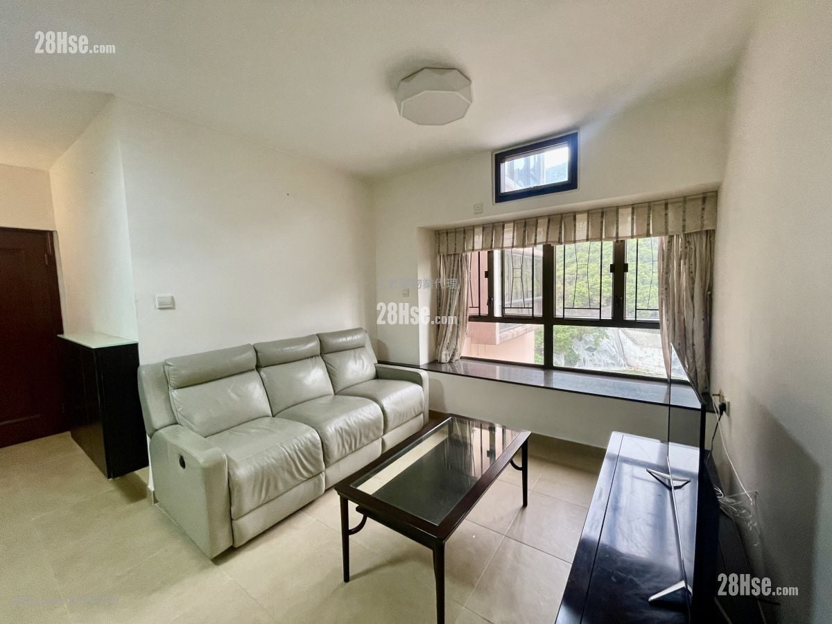 Serene Court Sell 3 Bedrooms , 2 Bathrooms 691 ft²