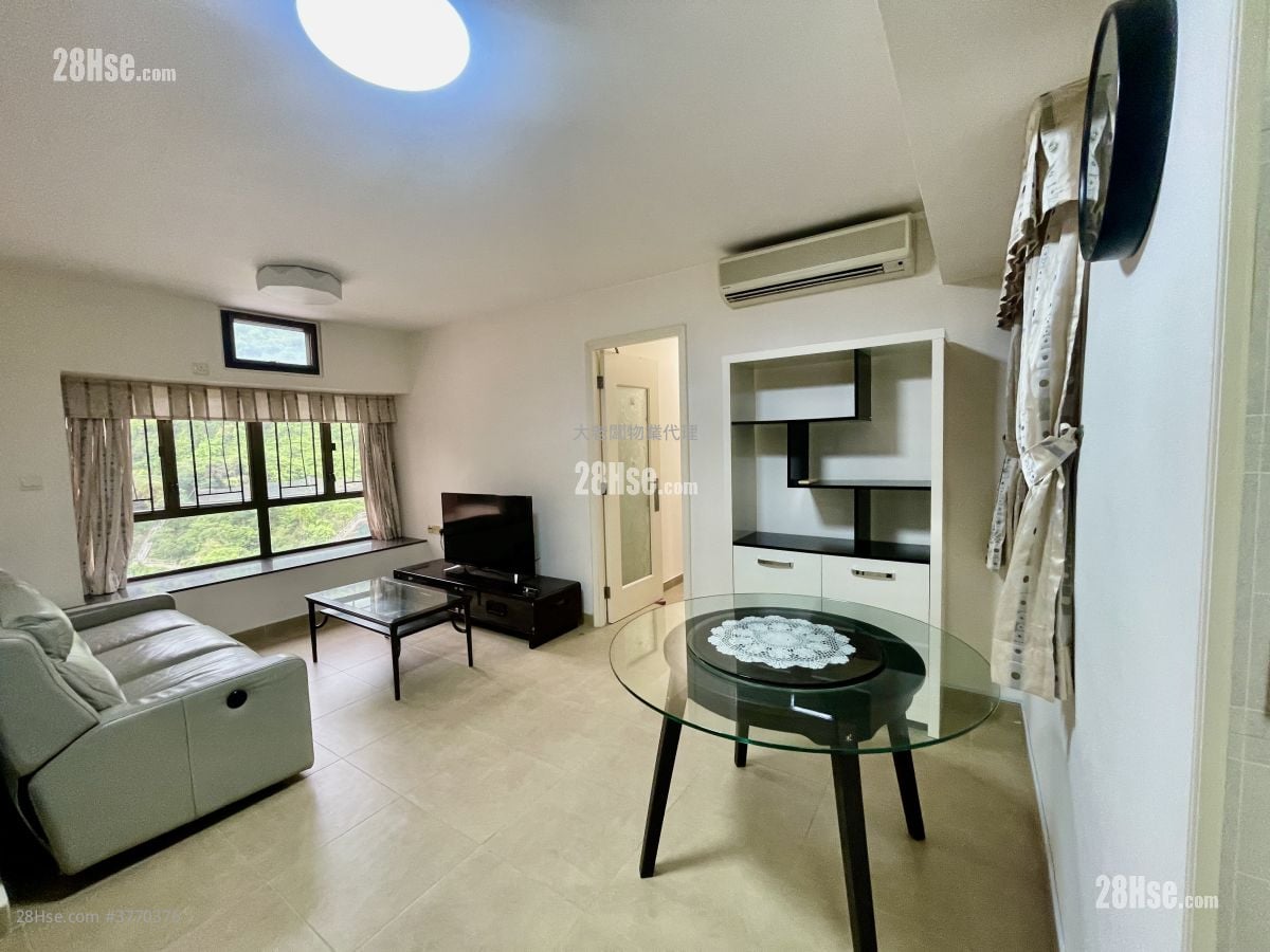 Serene Court Sell 3 Bedrooms , 2 Bathrooms 691 ft²