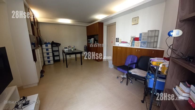 Kornhill Garden Sell 3 Bedrooms , 1 Bathroom 592 ft²