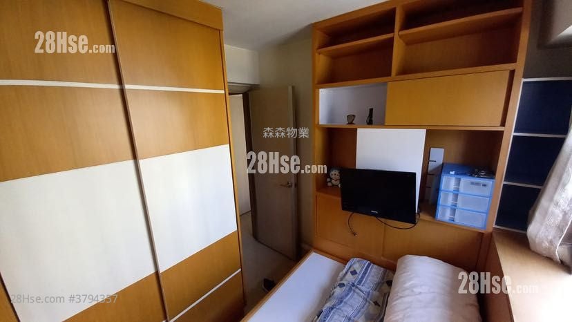 Kornhill Garden Sell 3 Bedrooms , 1 Bathroom 592 ft²