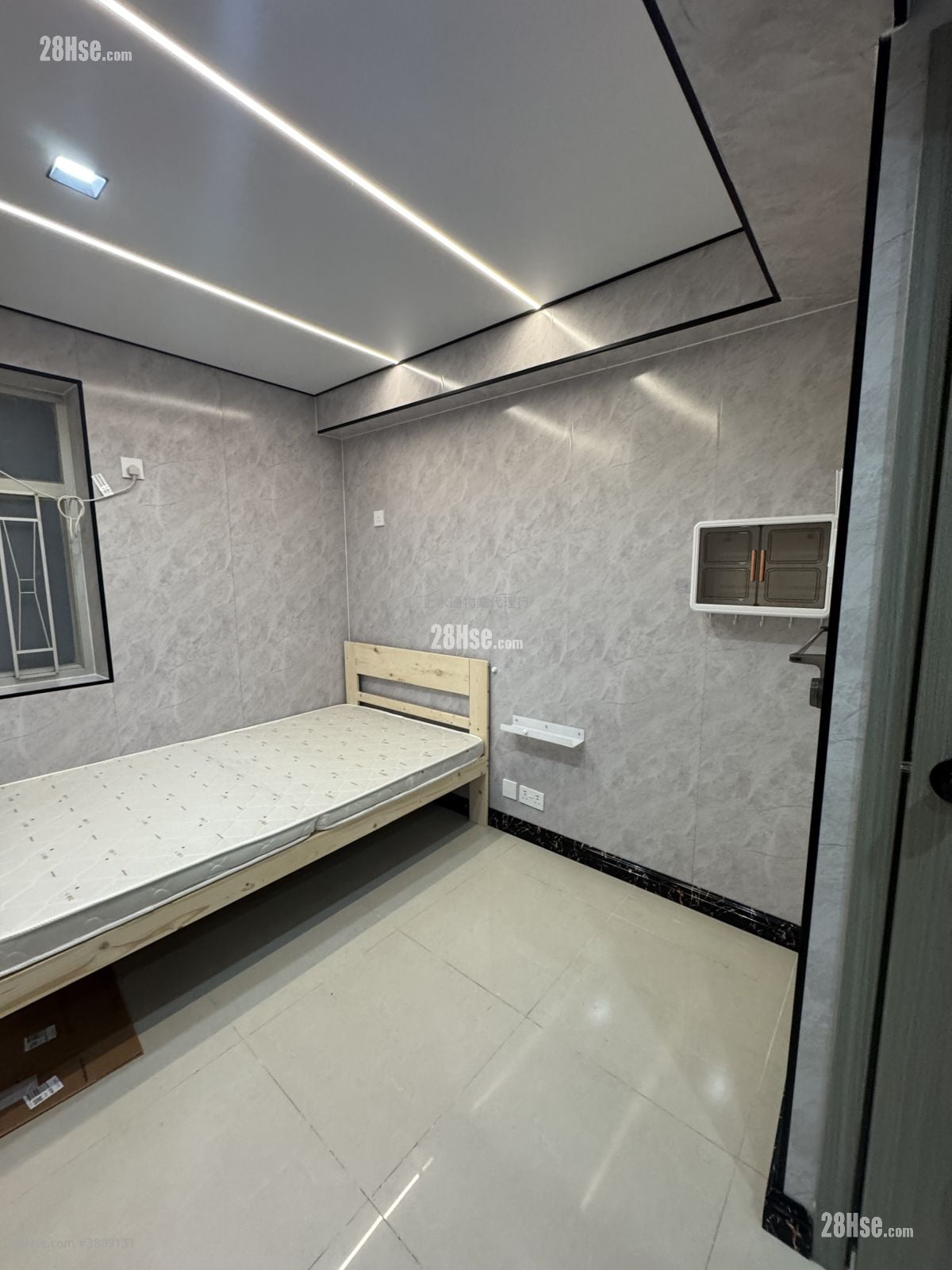 唐楼 租盘 200 平方尺