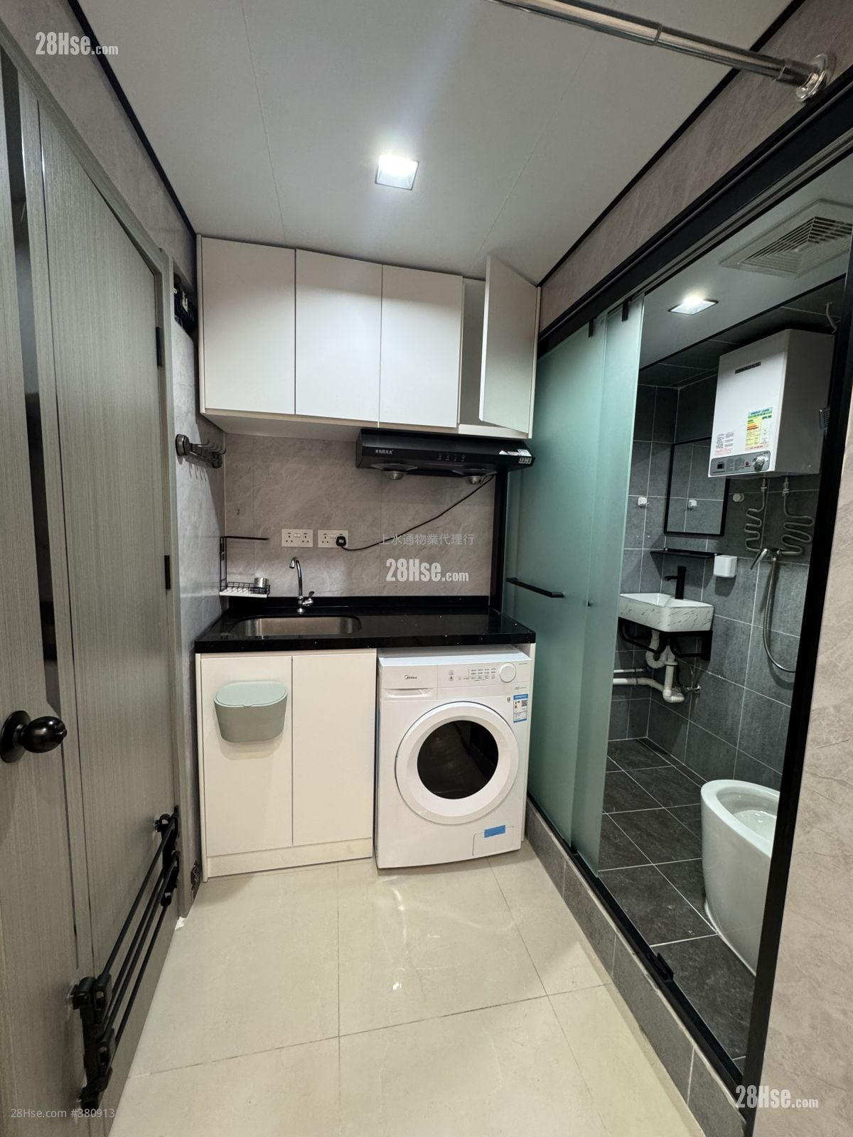 唐楼 租盘 200 平方尺