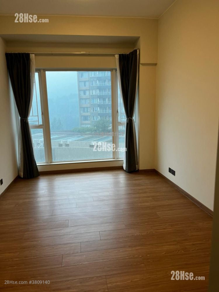 Avignon Sell 3 Bedrooms , 2 Bathrooms 922 ft²