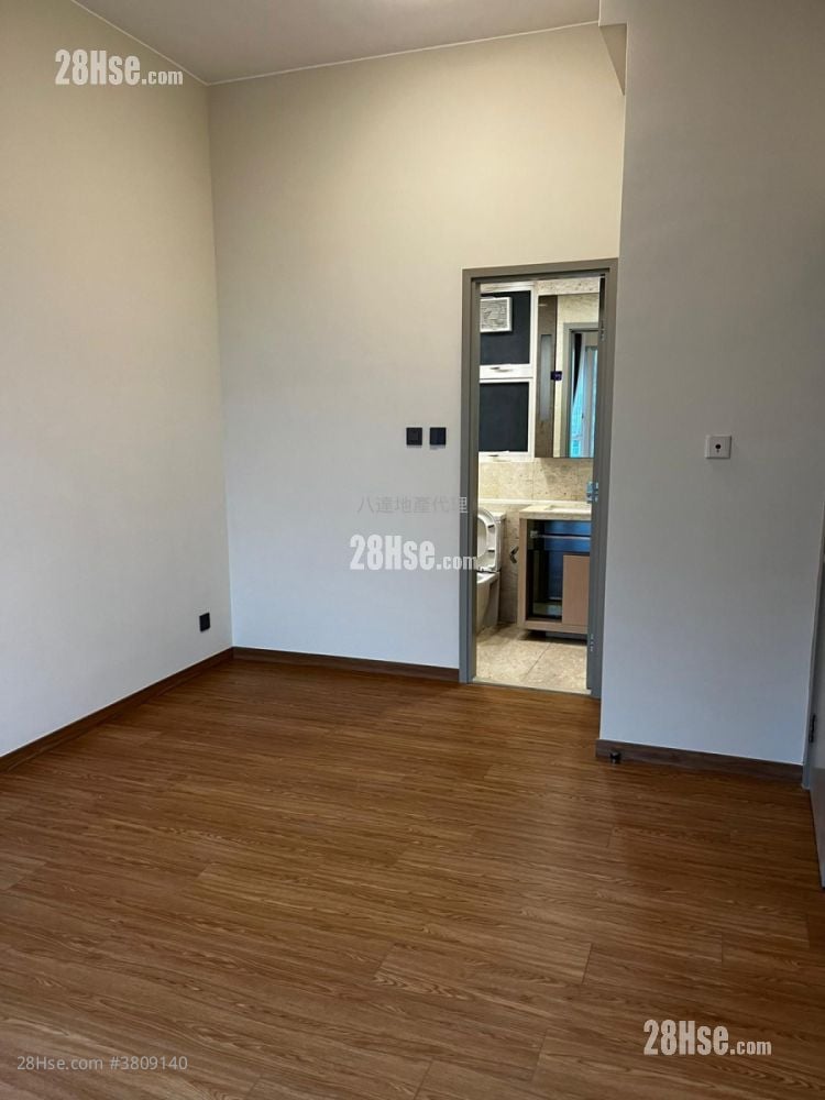 Avignon Sell 3 Bedrooms , 2 Bathrooms 922 ft²