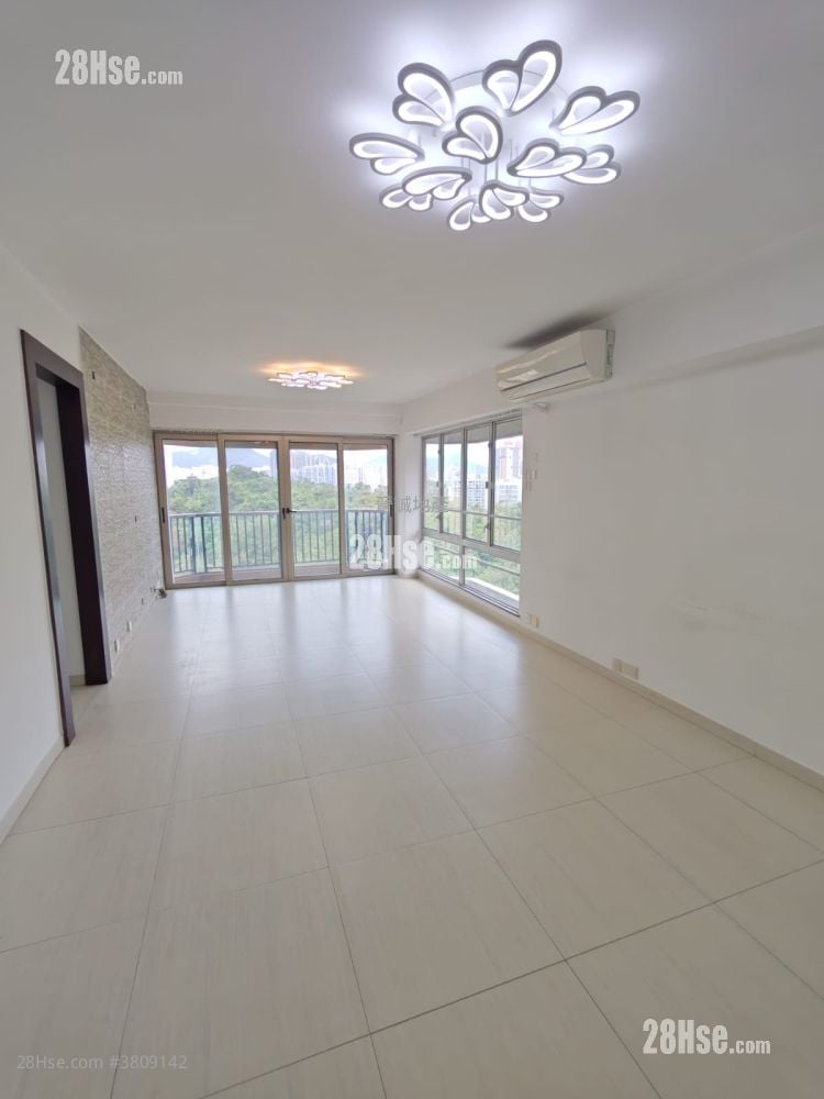 容龙居 售盘 4 房 , 3 浴室 970 平方尺