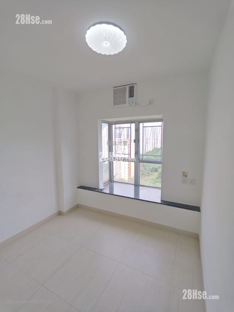 容龙居 售盘 4 房 , 3 浴室 970 平方尺