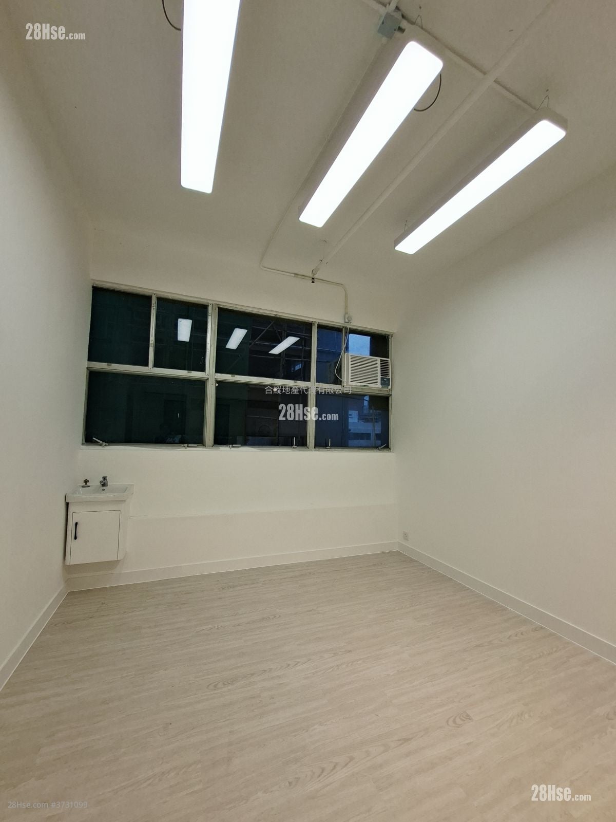 骆驼漆大厦 租盘 5+ 房 , 5+ 厕所