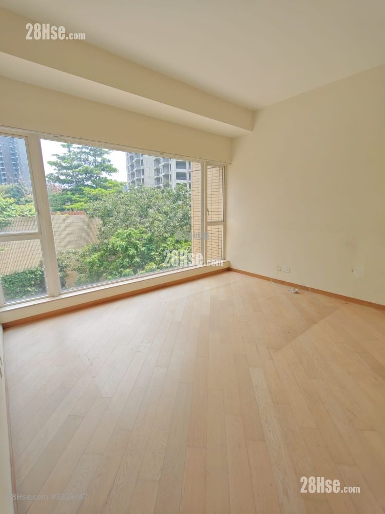 星堤 售盘 4 房 , 3 浴室 1,142 平方尺