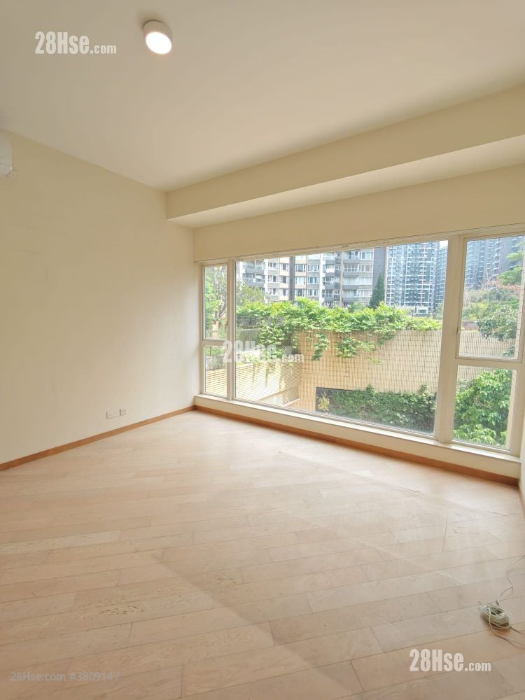 星堤 售盘 4 房 , 3 浴室 1,142 平方尺