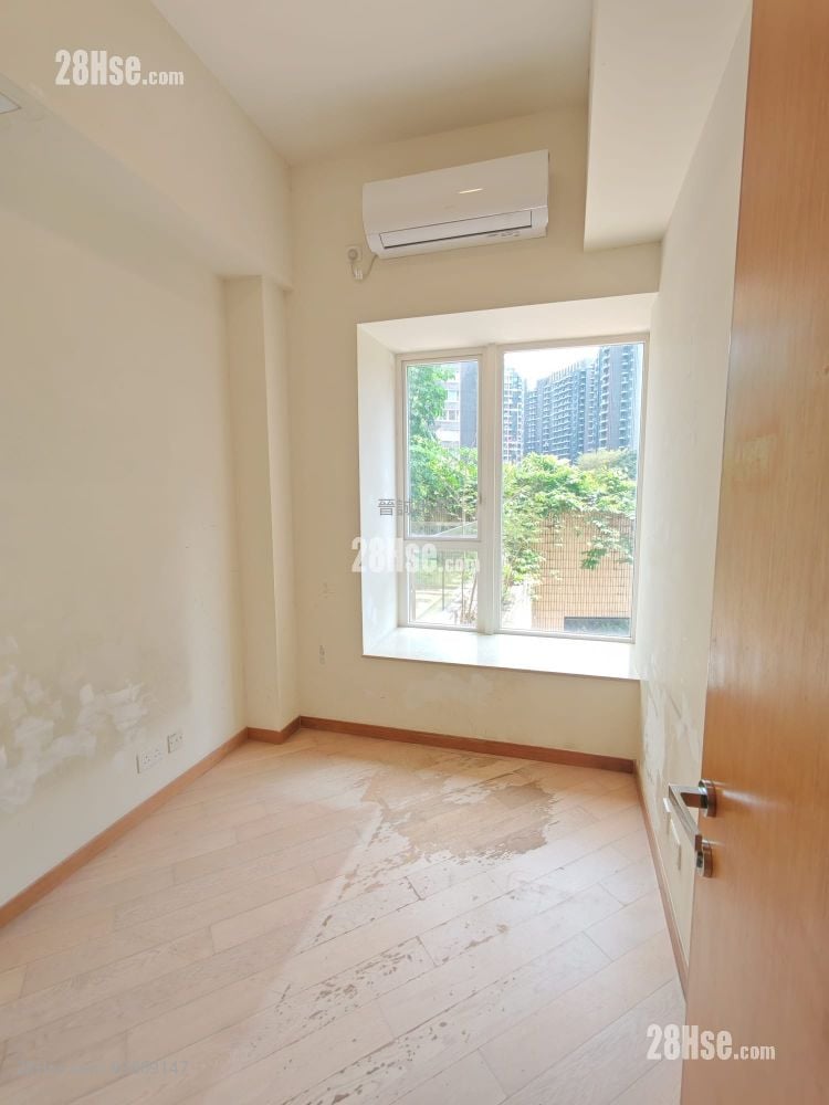 星堤 售盘 4 房 , 3 浴室 1,142 平方尺