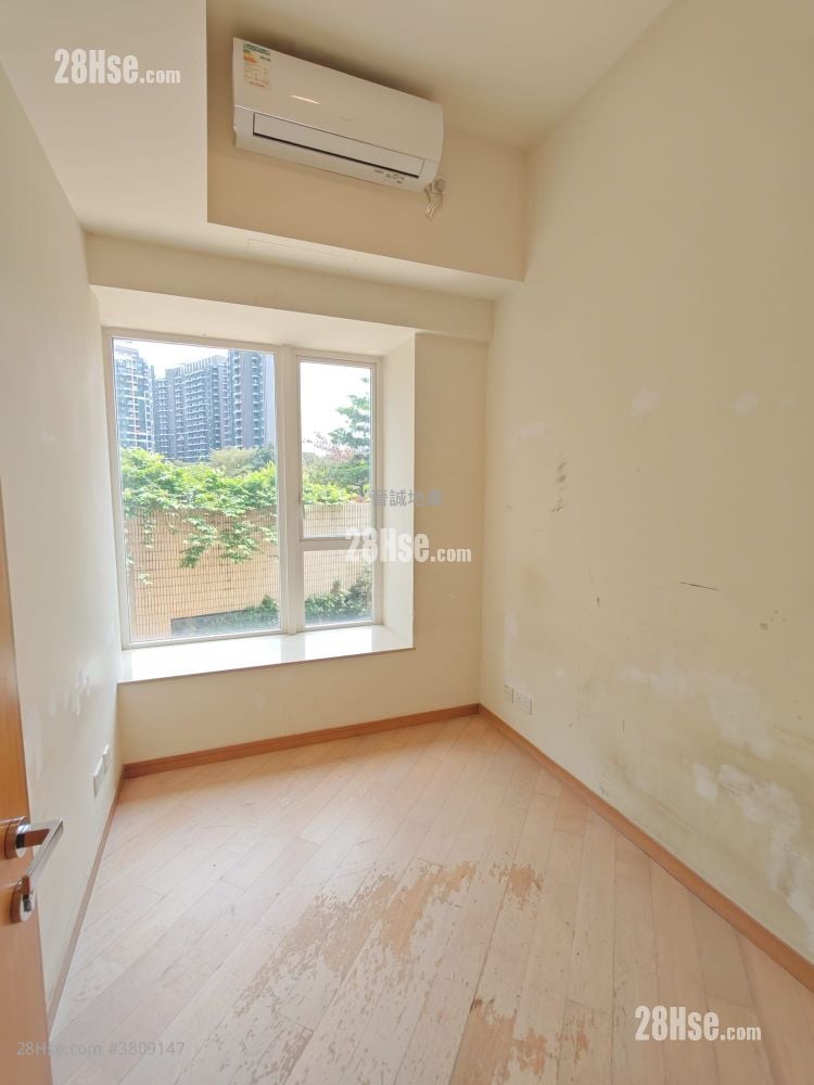 星堤 售盘 4 房 , 3 浴室 1,142 平方尺