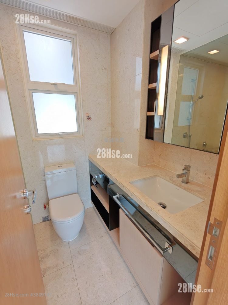 星堤 售盘 4 房 , 3 浴室 1,142 平方尺