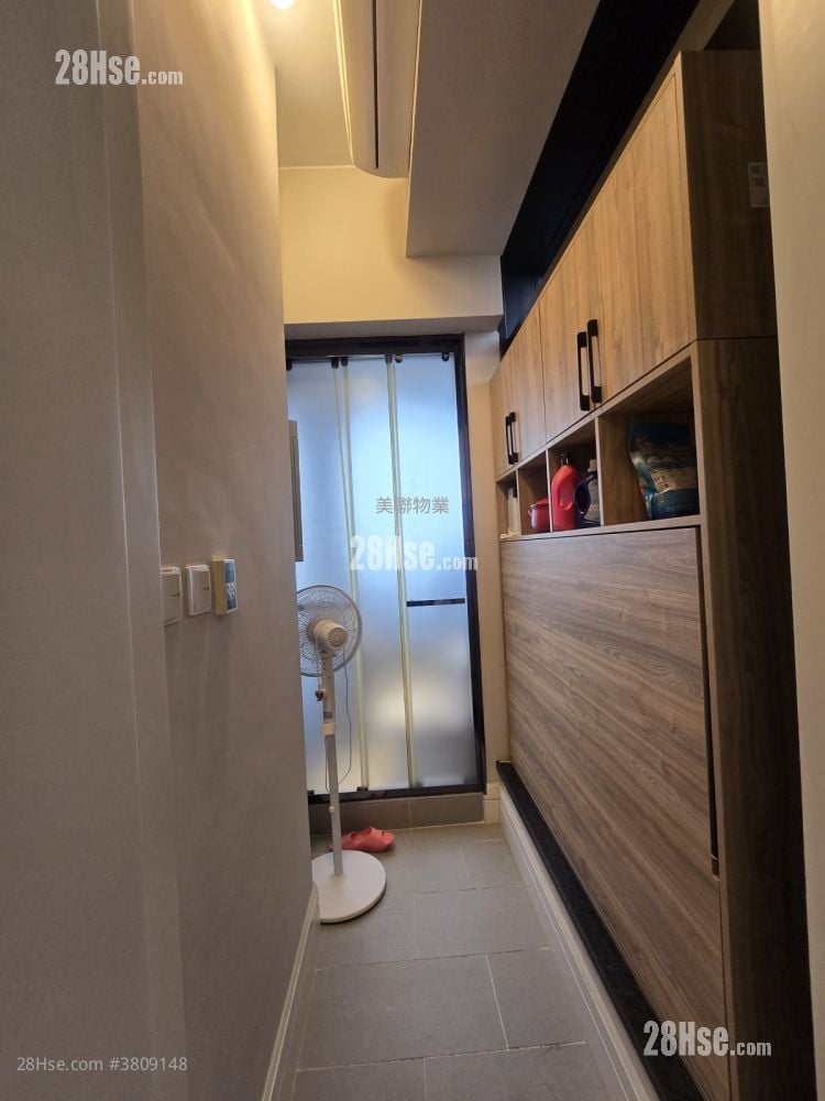 Eden Manor Rental 4 Bedrooms , 3 Bathrooms 1,314 ft²