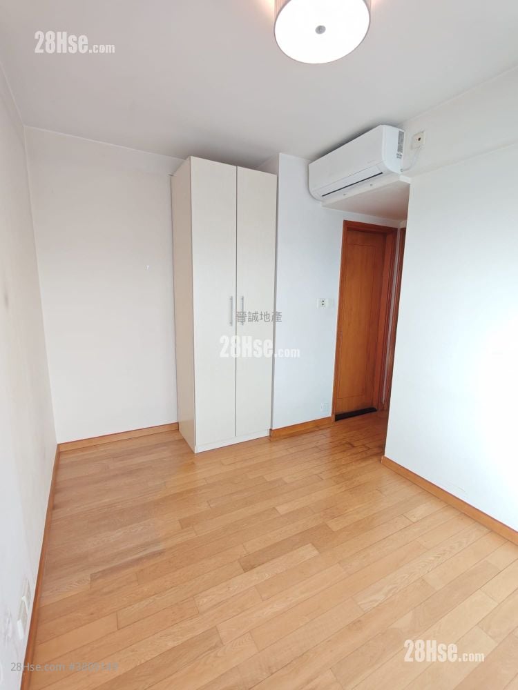 Aegean Coast Rental 4 Bedrooms , 2 Bathrooms 741 ft²