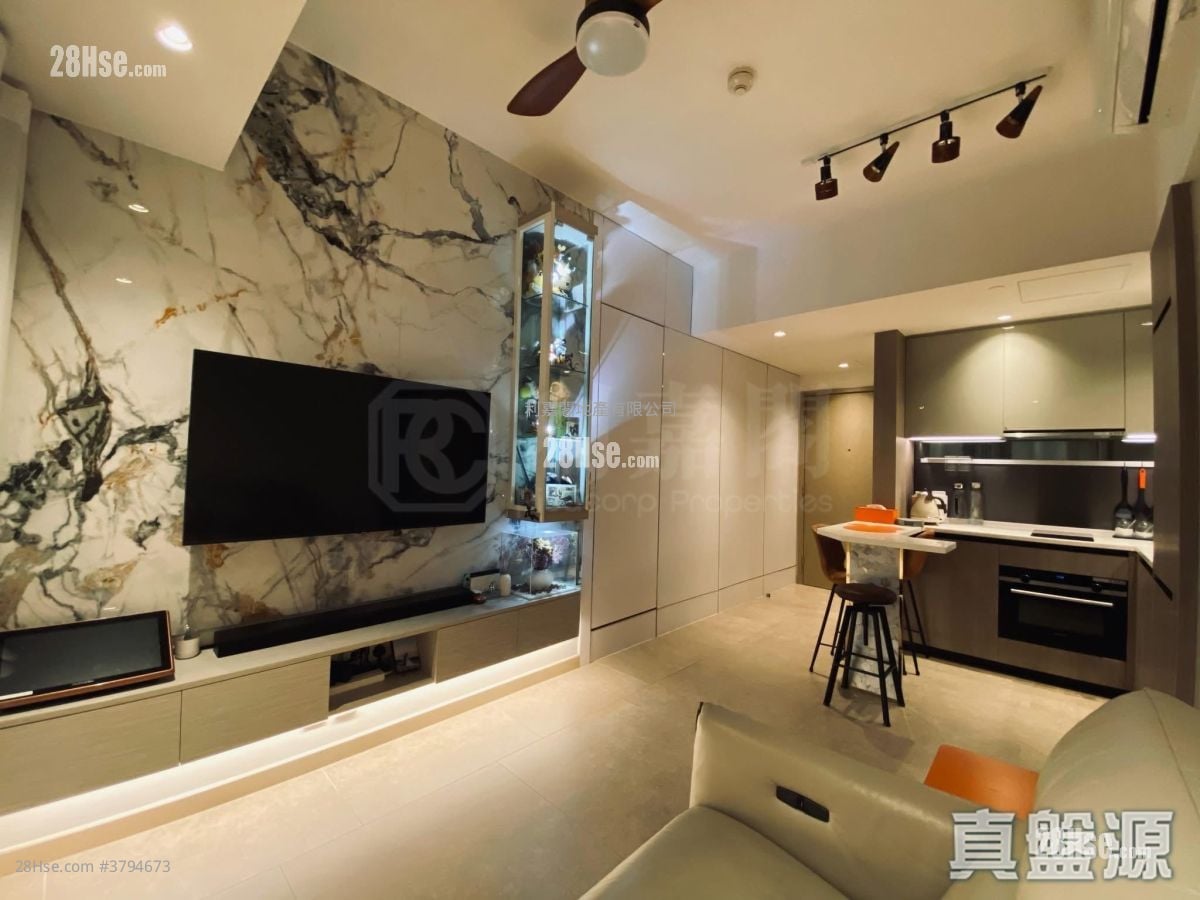 Wetland Seasons Park Rental 434 ft²