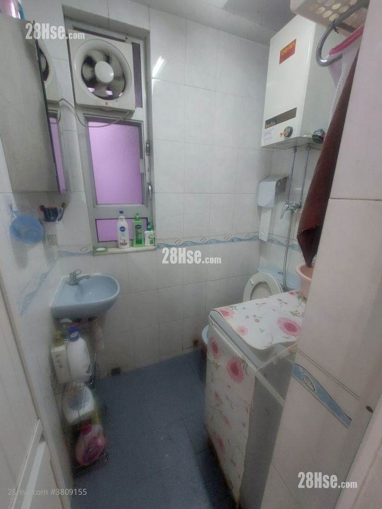 Wilmer Building Sell 2 Bedrooms , 1 Bathroom 329 ft²