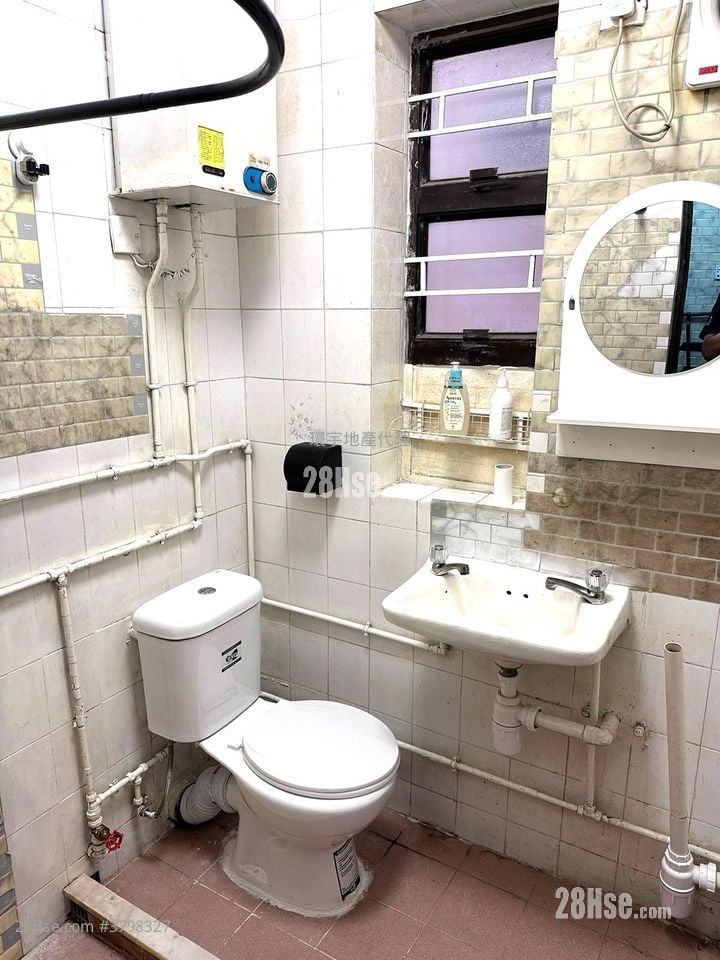 Chung Uk Tsuen Rental 2 Bedrooms , 1 Bathroom 350 ft²