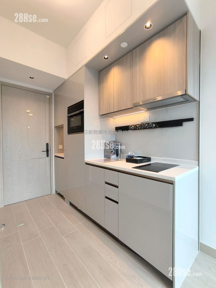 黄金海湾 租盘 204 平方尺