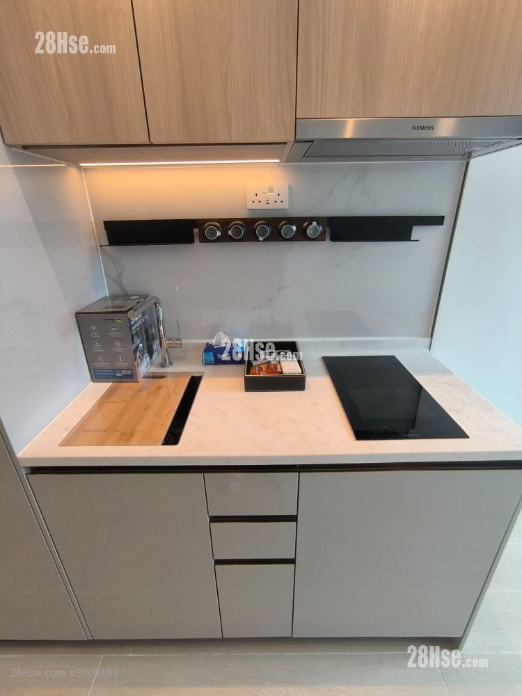 黄金海湾 租盘 204 平方尺