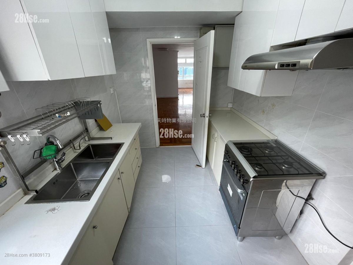 和富中心 租盤 3 房 , 2 浴室 1,308 平方呎