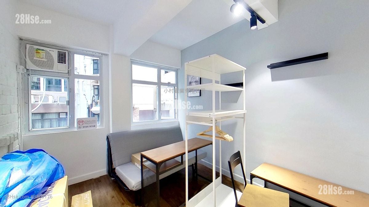 living room: 113-115 Wing Lok Street Rental Studio , 1 Bathroom 230 ft²