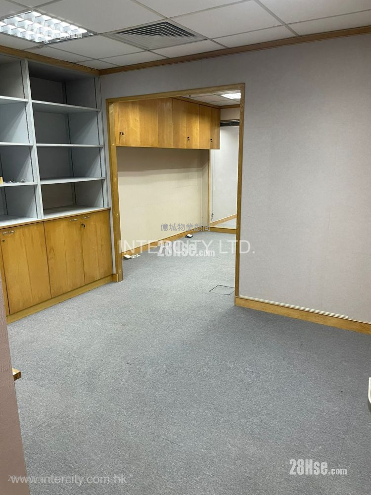 Shun Tak Centre, West Tower Rental 1 Bedroom