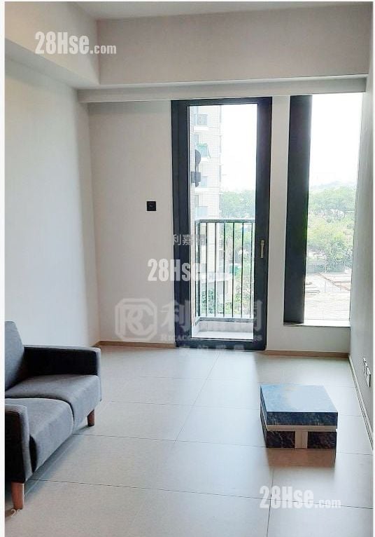 Atrium House Sell 1 Bedroom , 1 Bathroom 308 ft²