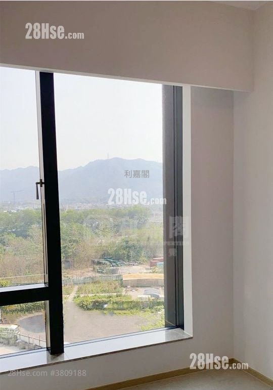 Atrium House Sell 1 Bedroom , 1 Bathroom 308 ft²