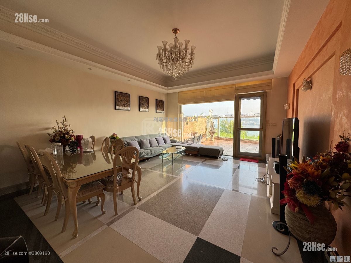 Tycoon Place Sell 3 Bedrooms 2,447 ft²