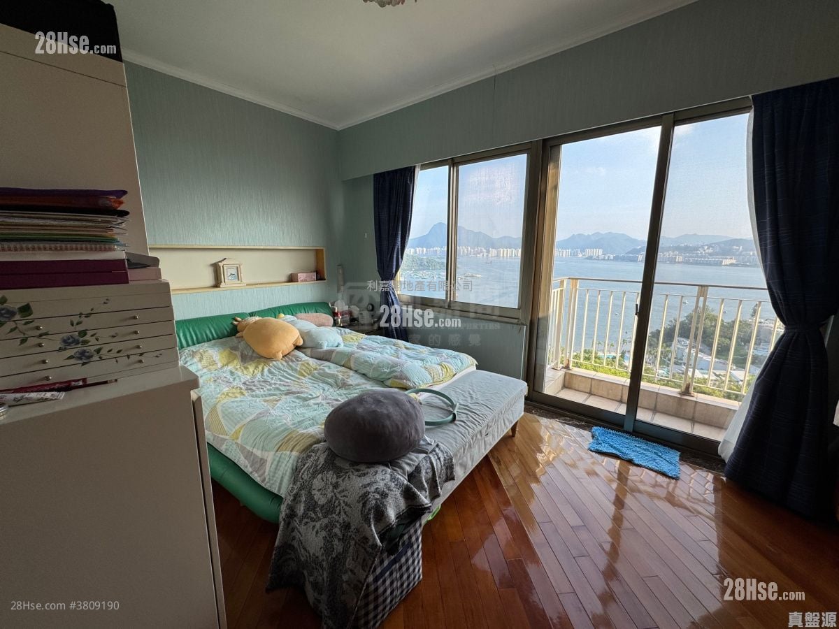 Tycoon Place Sell 3 Bedrooms 2,447 ft²