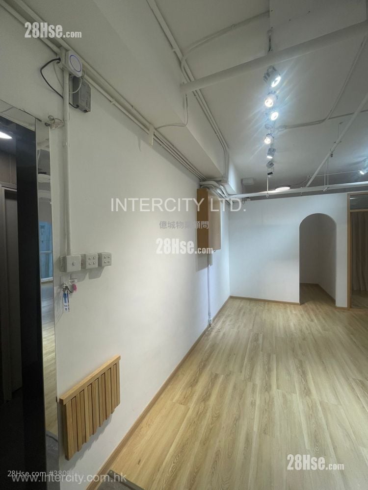 威靈頓街128號 租盤 2 房