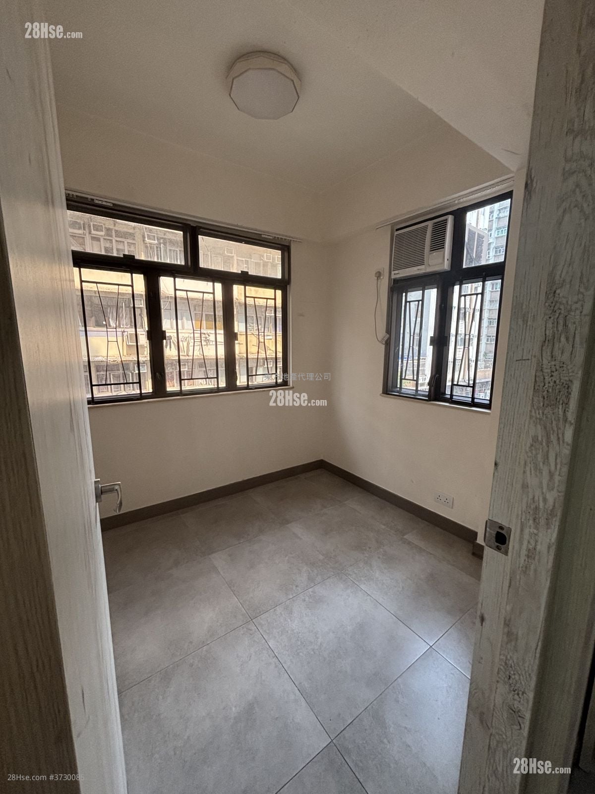 昌兴大厦 租盘 3 房 , 1 浴室 379 平方尺