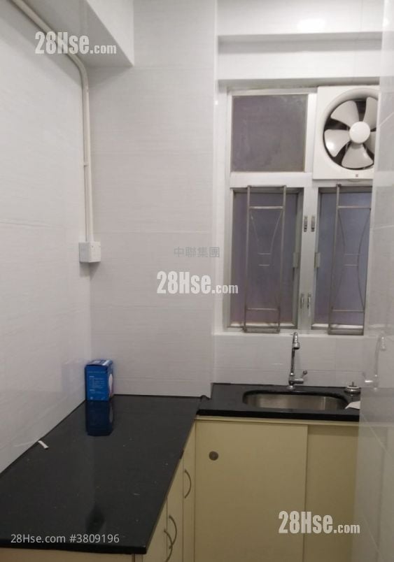 Bell House Rental 2 Bedrooms , 1 Bathroom 459 ft²