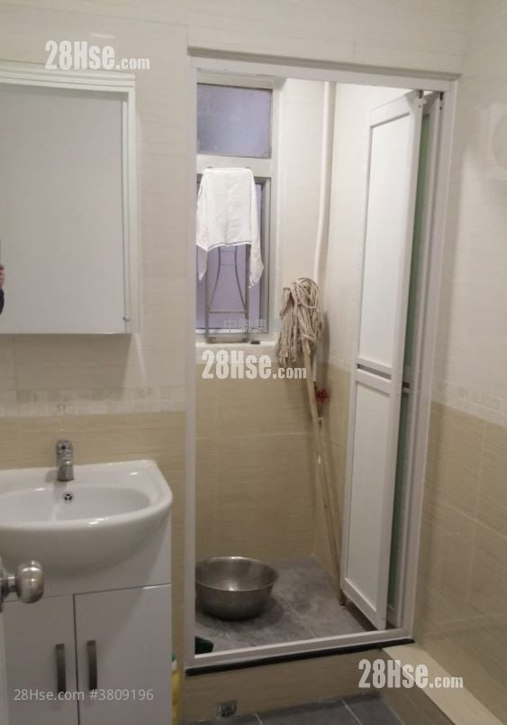 Bell House Rental 2 Bedrooms , 1 Bathroom 459 ft²