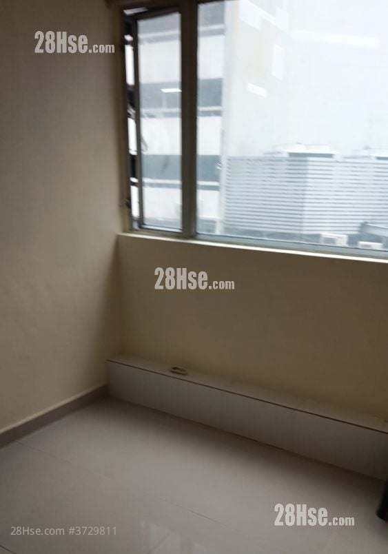 廣東大樓 租盤 250 平方呎