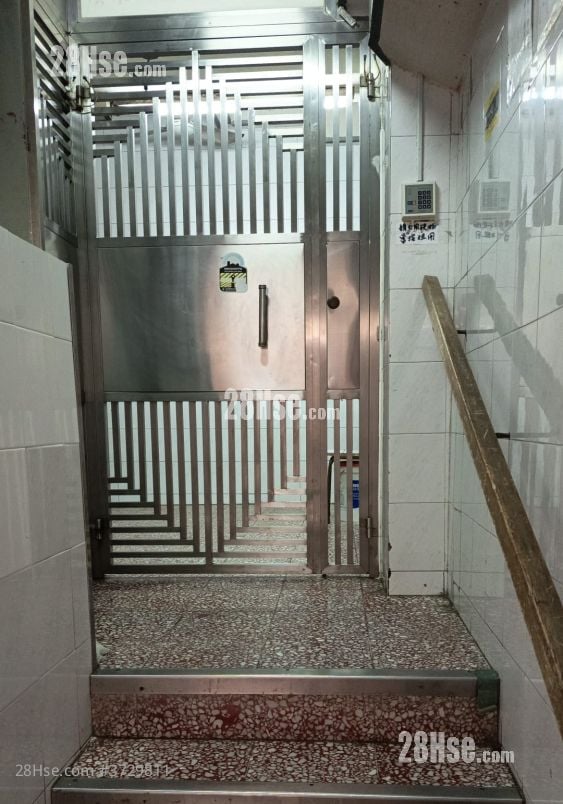 廣東大樓 租盤 250 平方呎