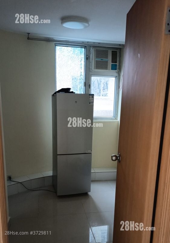 廣東大樓 租盤 250 平方呎