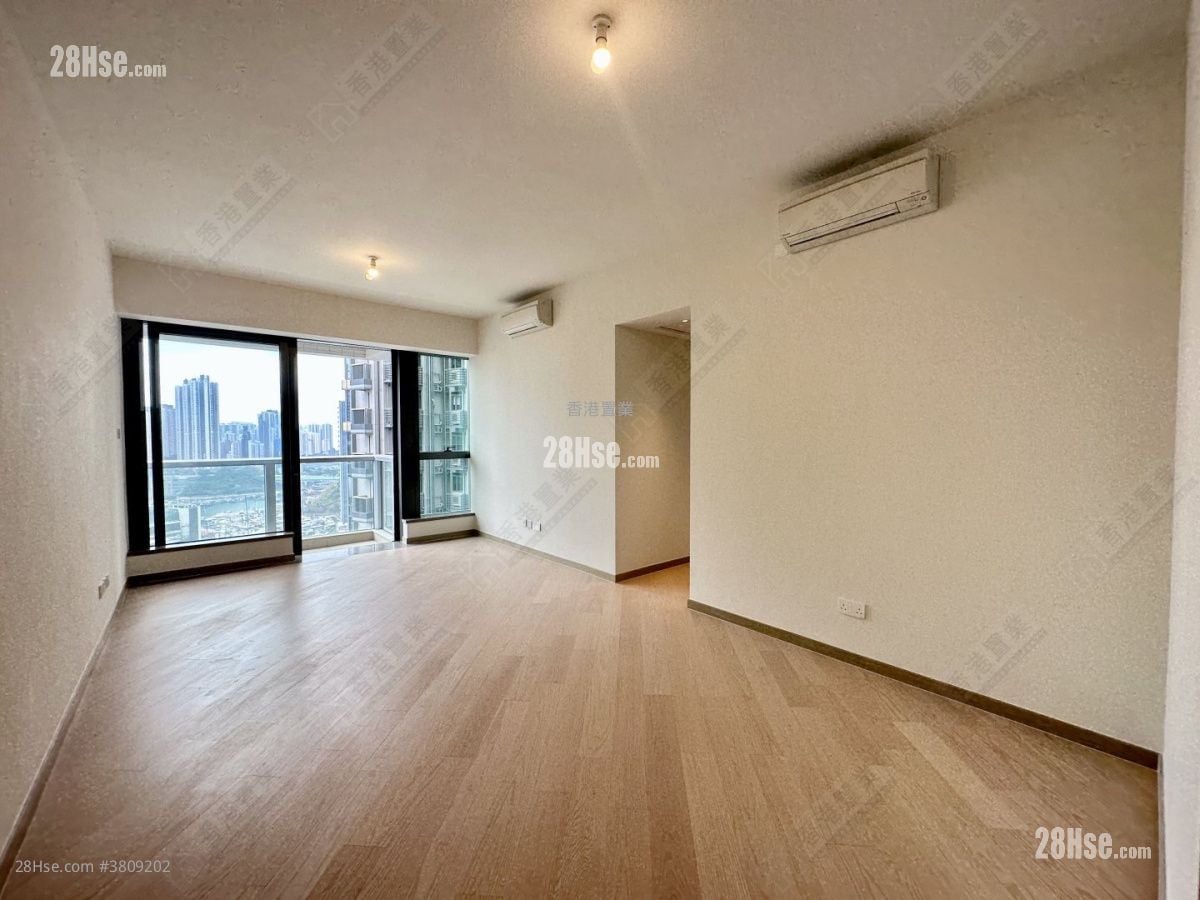 The Southside Rental 3 Bedrooms , 2 Bathrooms 921 ft²