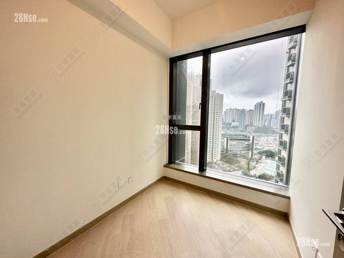 The Southside Rental 3 Bedrooms , 2 Bathrooms 921 ft²